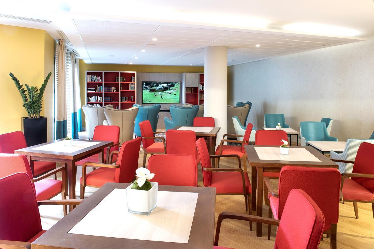Domitys La Palombine Aparthotel Saint-Raphael  Bagian luar foto